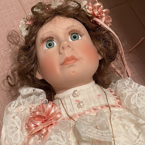 Serenity- Apples & Spice Original Doll
By Lee Middleton - Picture 14 of 16